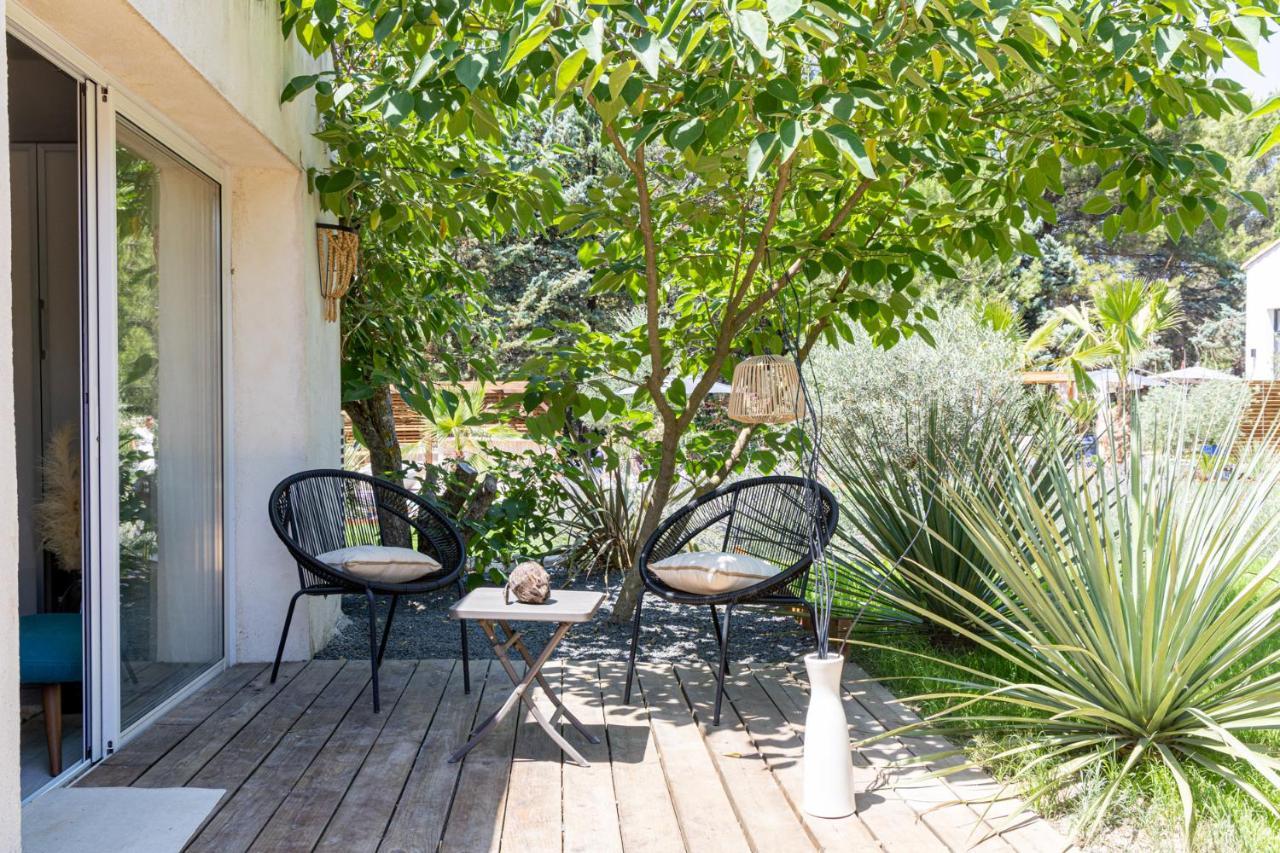 Les Lodges Taizen, Sejour Spa- Sans Enfants Saint-Cannat Εξωτερικό φωτογραφία